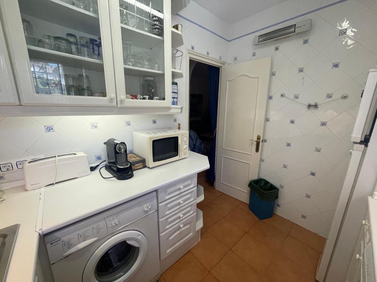 Almadraba Raymond Apartment